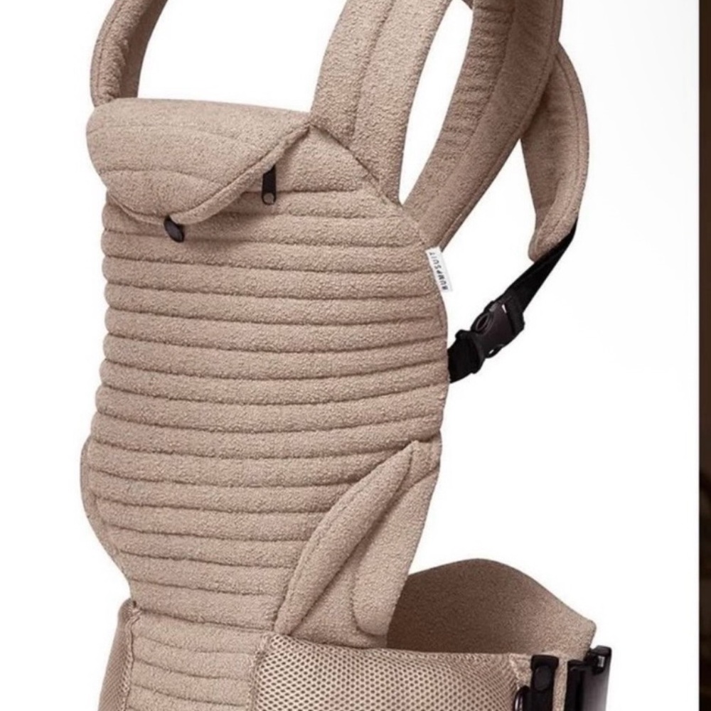 Bumpsuit Armadillo carrier- Oyster